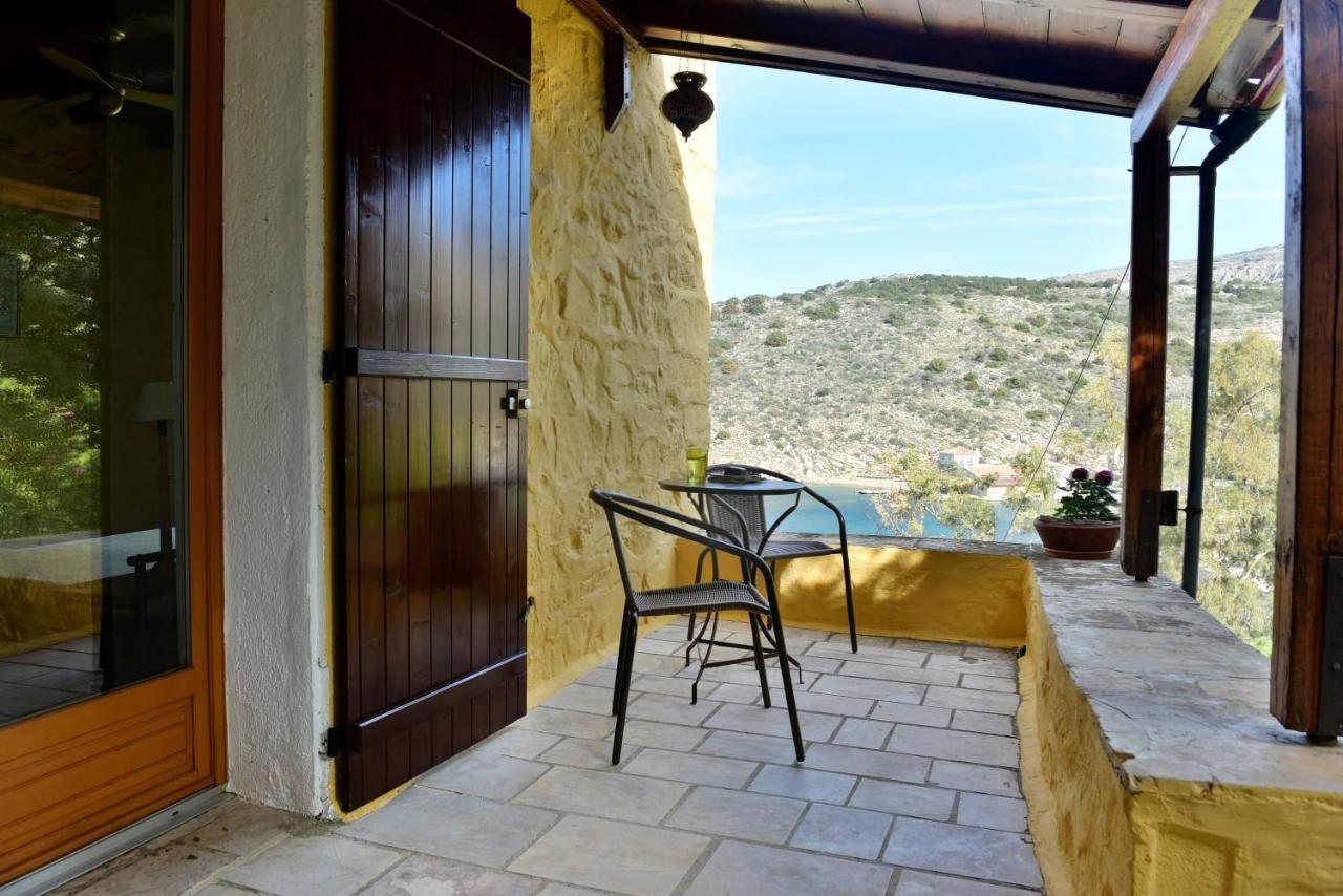 Villa Arbeli House à Mandraki  Extérieur photo