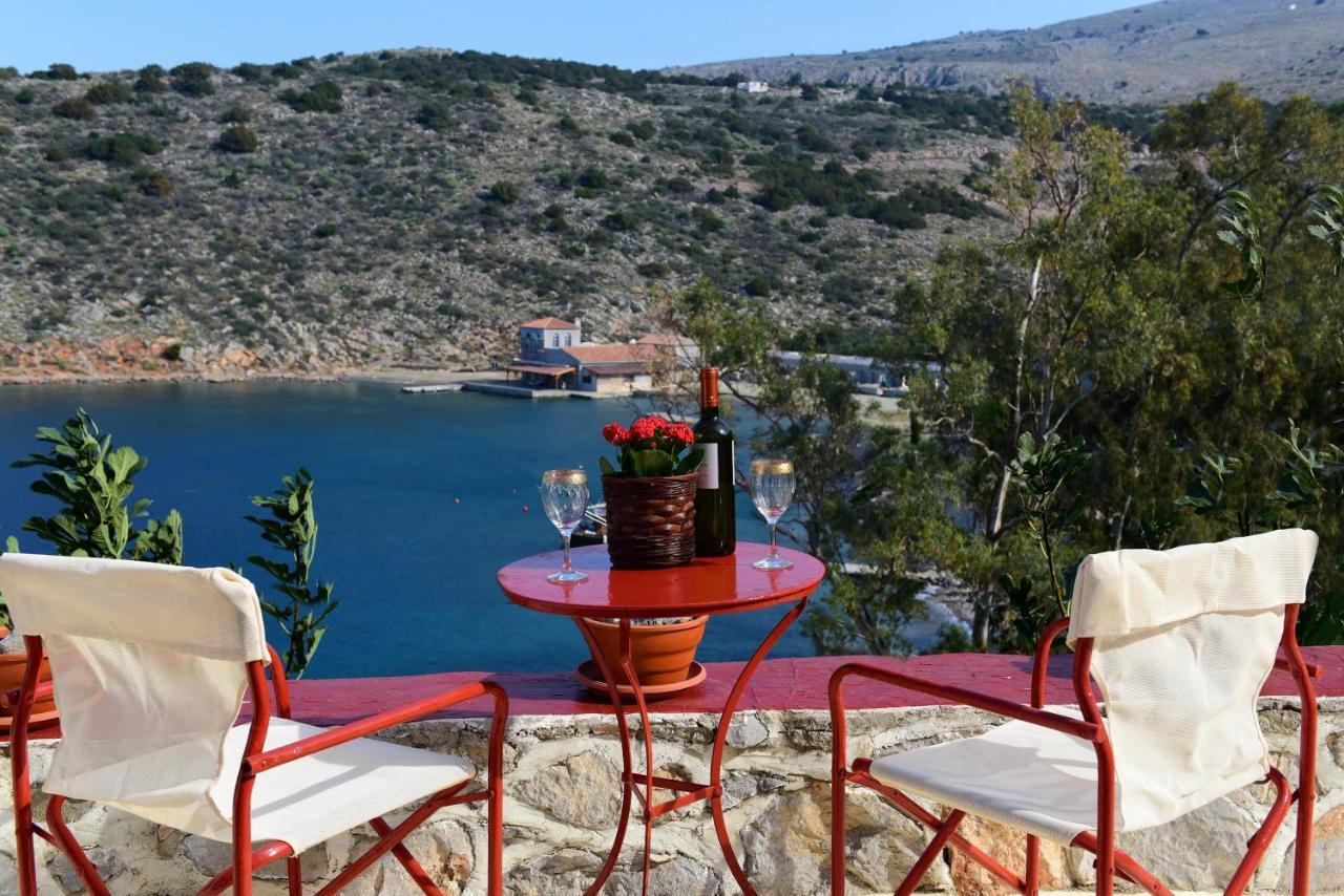 Villa Arbeli House à Mandraki  Extérieur photo
